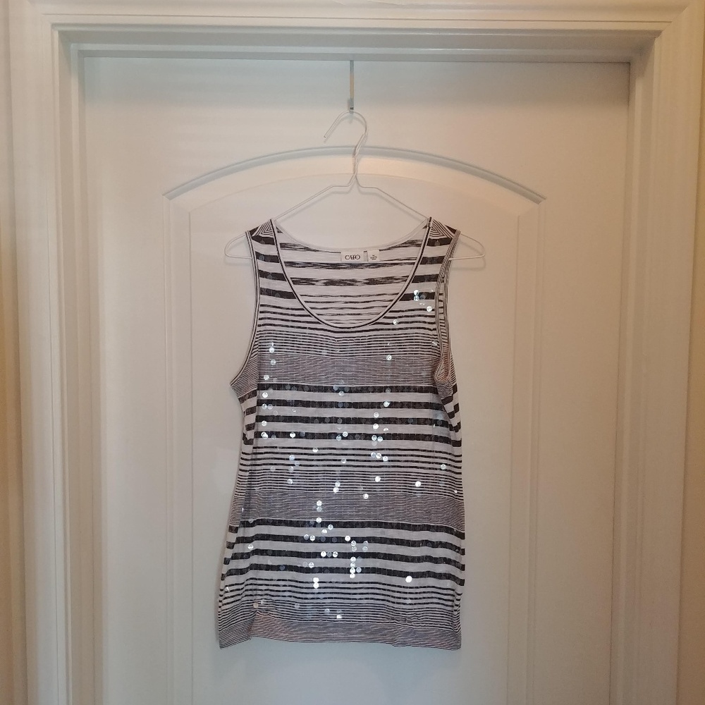Cato Size Medium Sleeveless Top